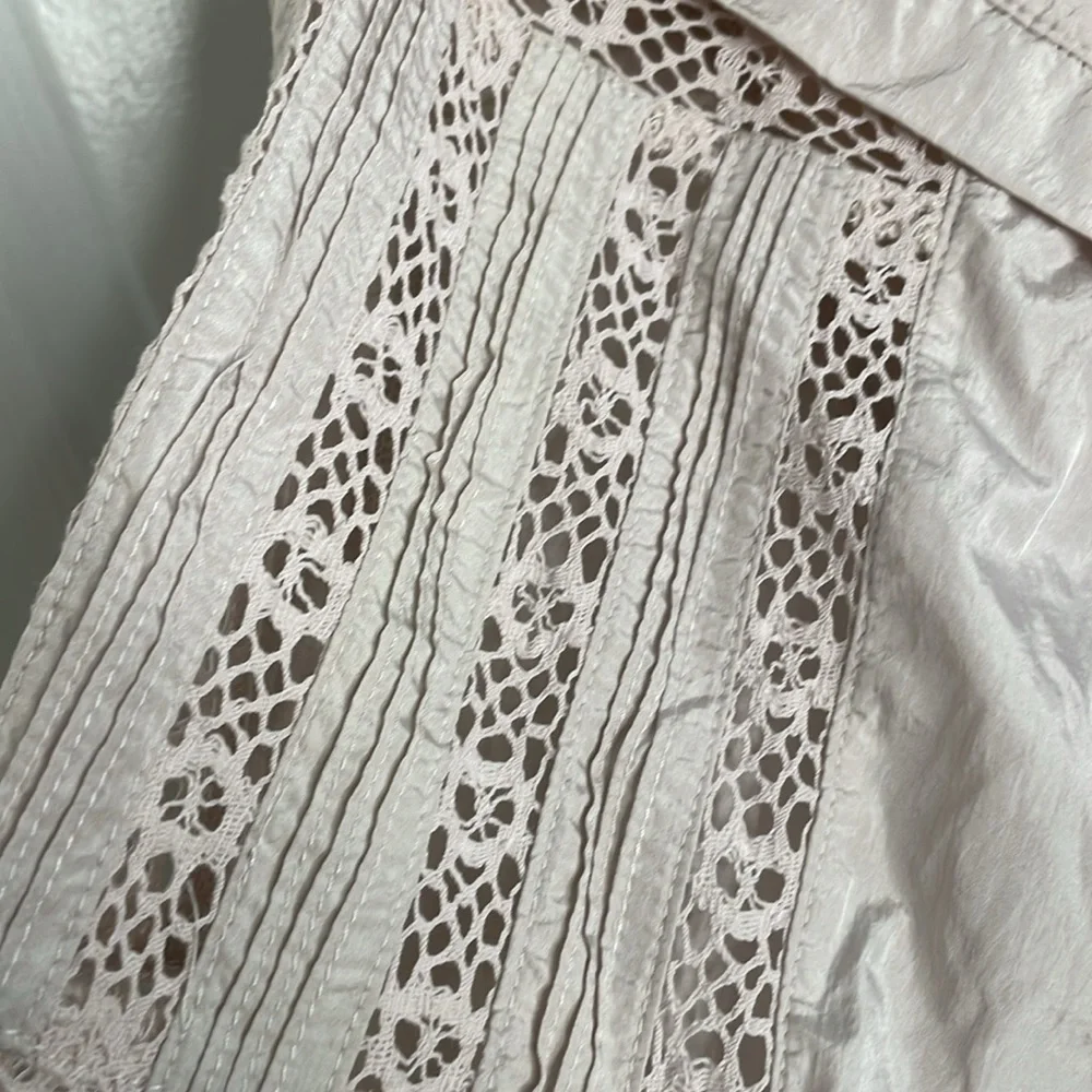 FREE PEOPLE MOVEMENT OH HEY APPLIQUÉ WITH LACE DETAIL JACKET LIGHT PINK …